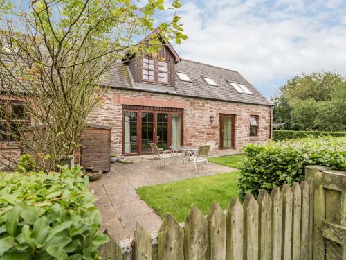 Kirriemuir House | Nantusi Cottage
