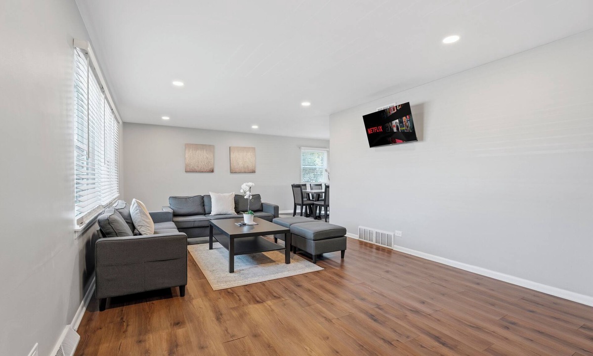 Naperville House | Naperville Gem n