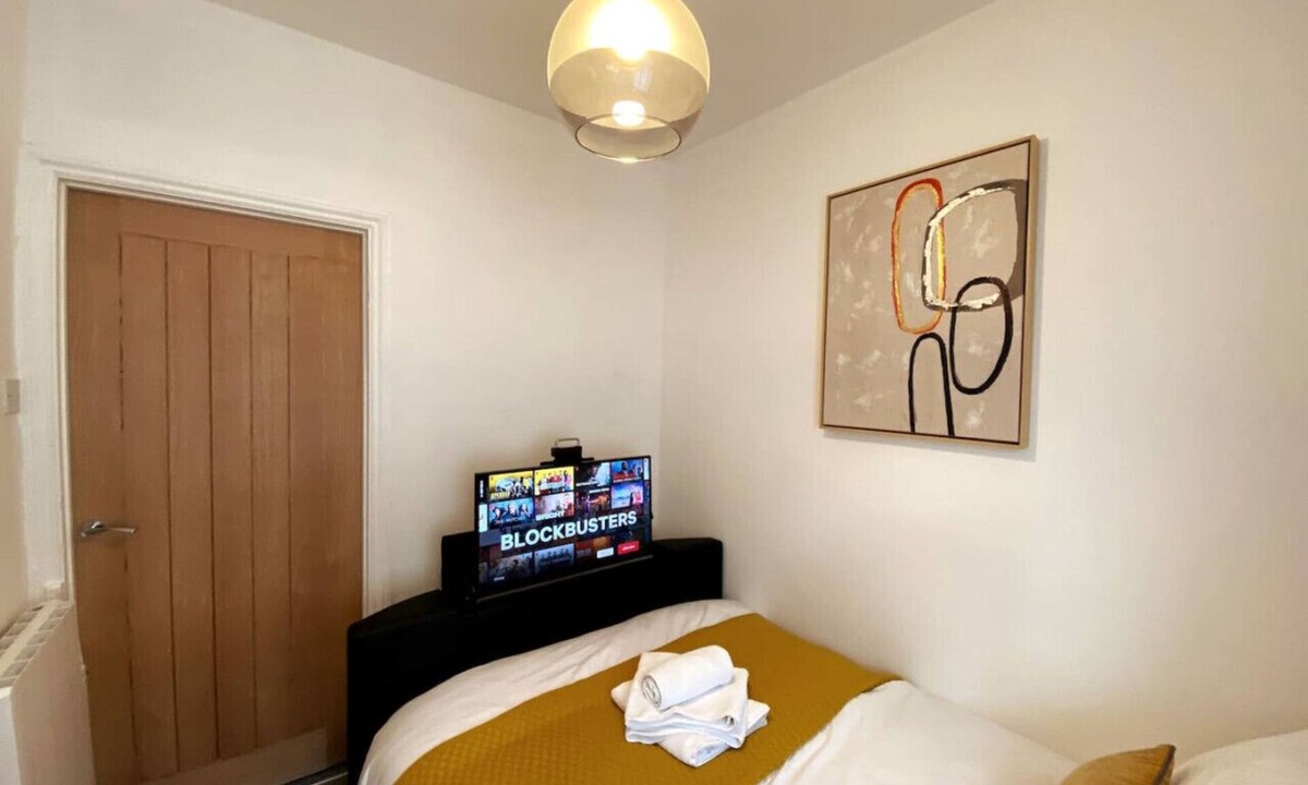 Barry Apartment | Naphtali Suite by Koya Homes