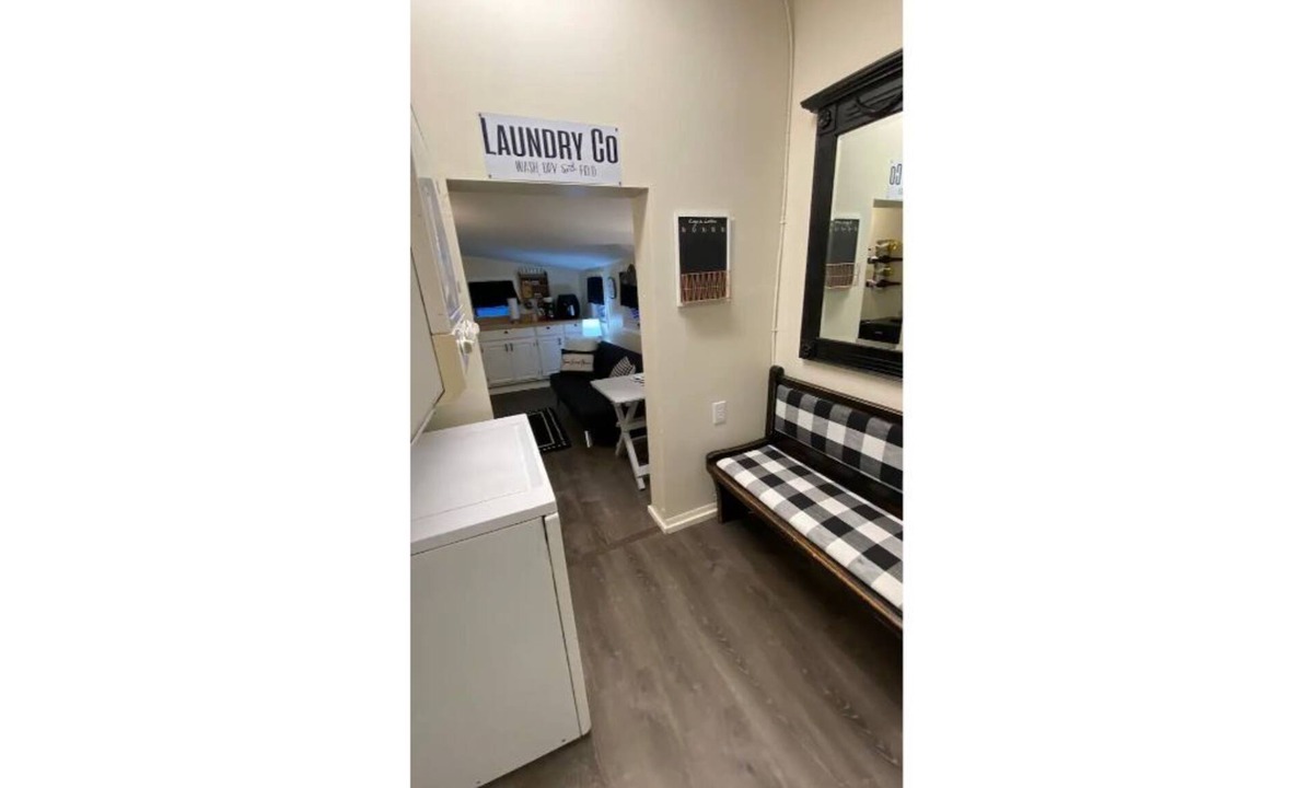 Bowling Green House | Napoleons Nuk