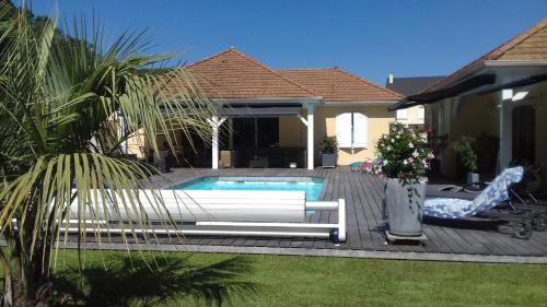 Narcastet House | NARCASTET 64