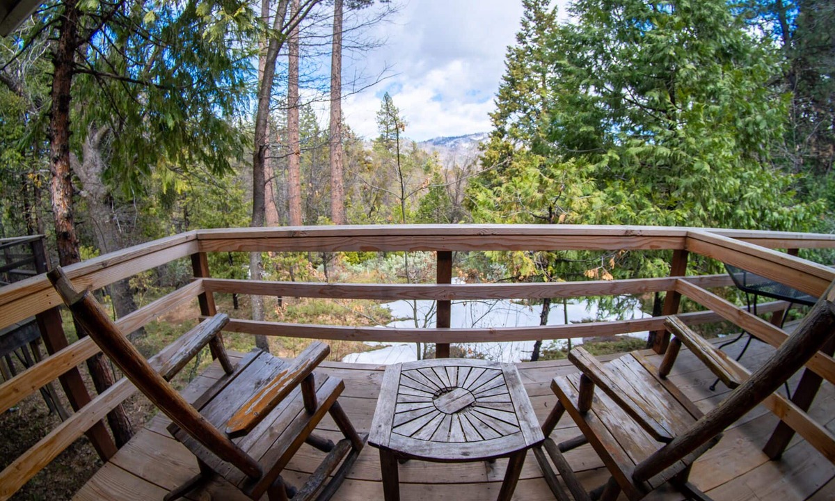 Fish Camp Hotel | Narrow Gauge Inn