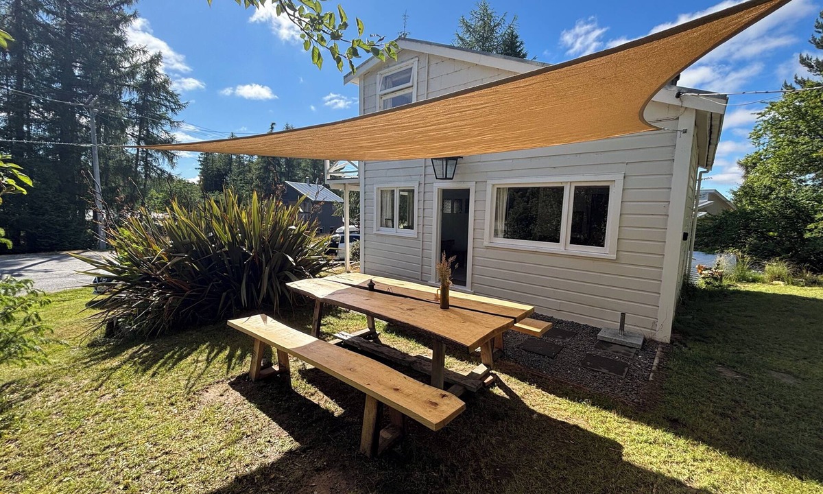 Naseby House | Naseby Gem