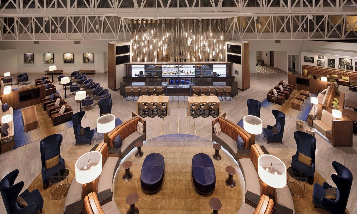 Merry Oaks Hotel | Nashville Airport Marriott