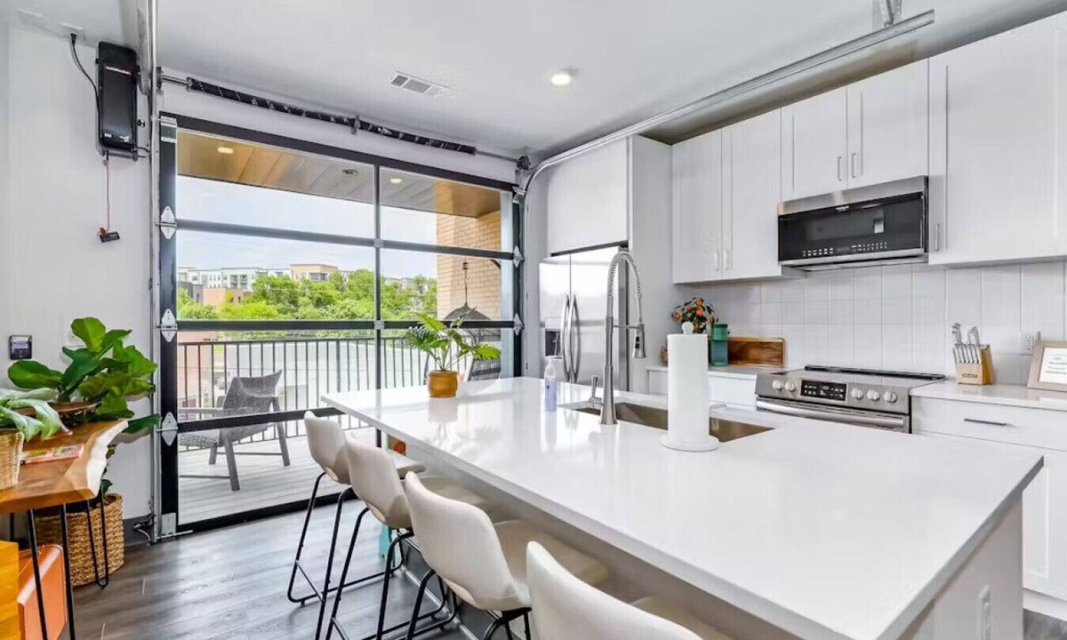 Academy Square Apartment | Nashville Oasis at The Muse: Modern 2BR With Balcony & Rooftop Views