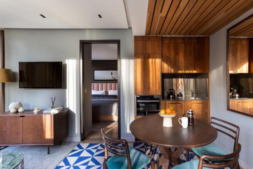 South Bank Apartment | Native Bankside