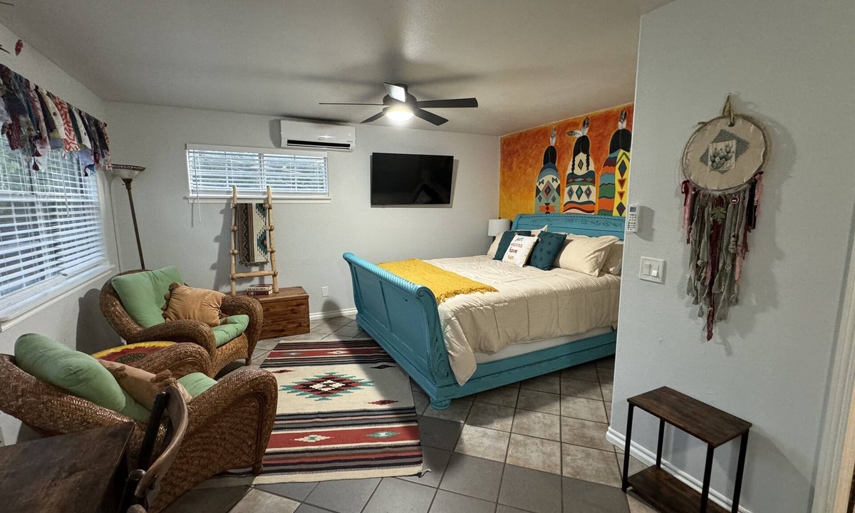 Medicine Park House | Native Sun - Free Boat/Trailer parking