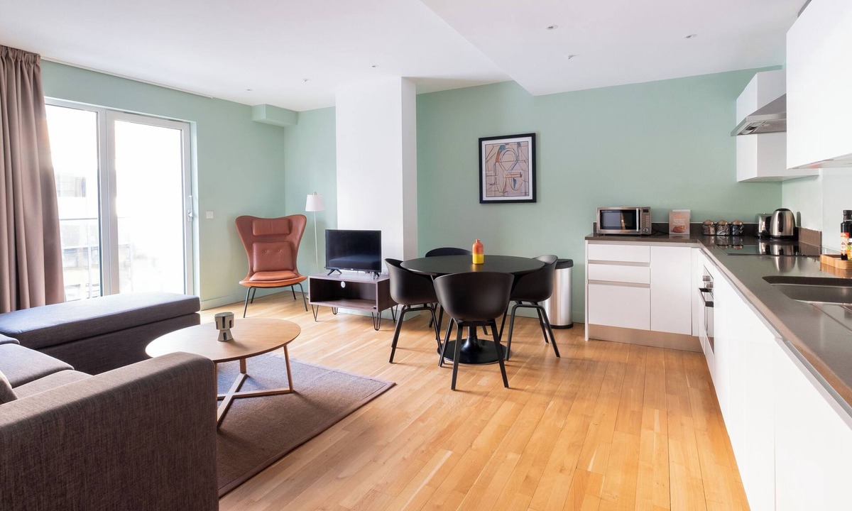 Westminster Apartment | Native Victoria