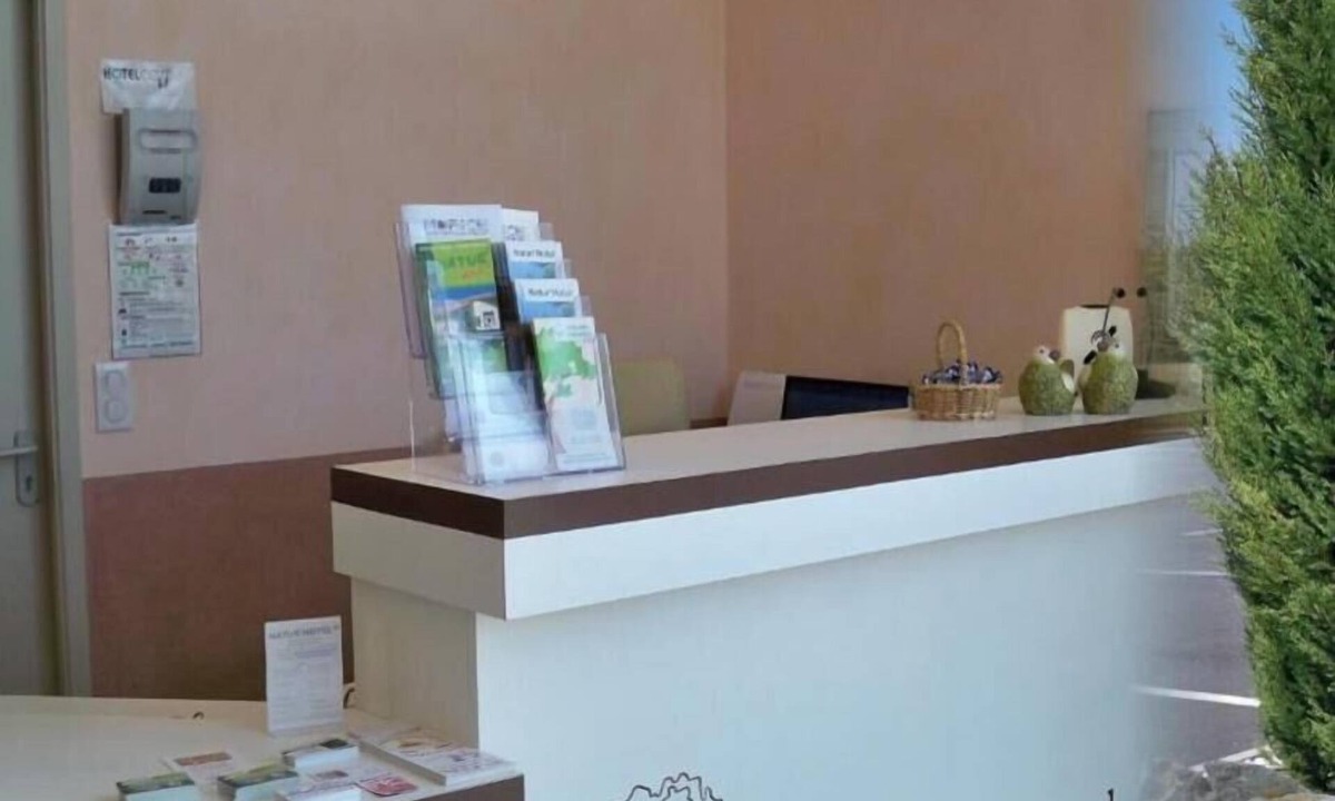 Menesplet Hotel | Natur'Hôtel