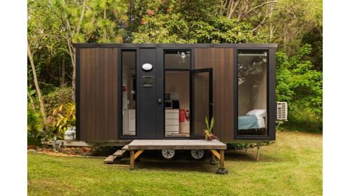 Bahrs Scrub House | Natural Age by Tiny Away