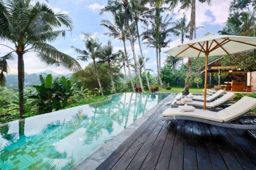 Kedewatan Villa | Natural View 3 BR Private Pool Villa