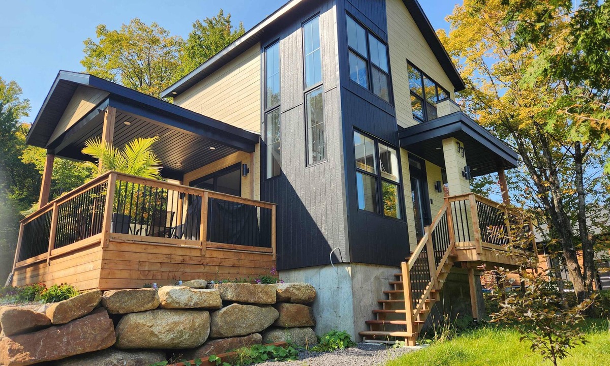 Saint-Brigitte-de-Laval House | Nature | Comfort & SPA | Chalet Moderno
