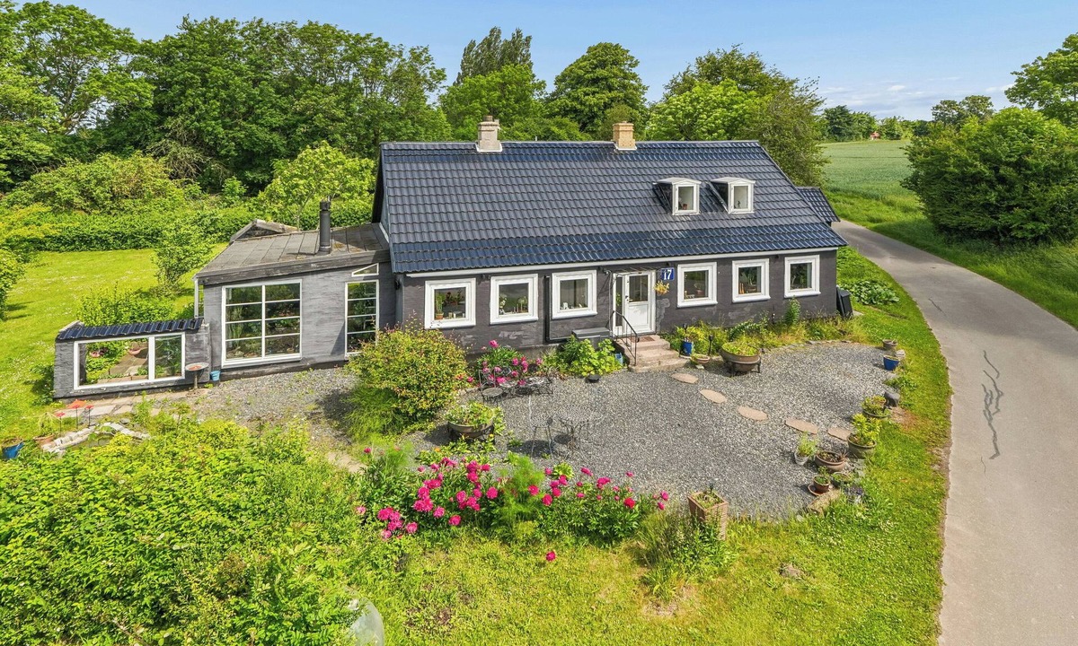 Snøde House | Nature Escape with Views of Open Fields