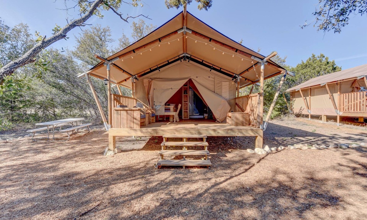 Johnson City RV Rental | Nature Glamping Stay with Fire Pit