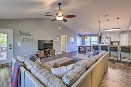 Alligator Point House | Nature Lover's Paradise: Hike, Bike & Fish!