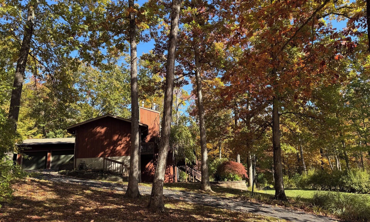 Kingston House | Nature Meets Comfort — Spacious Kingston Home in Bluestone Forest