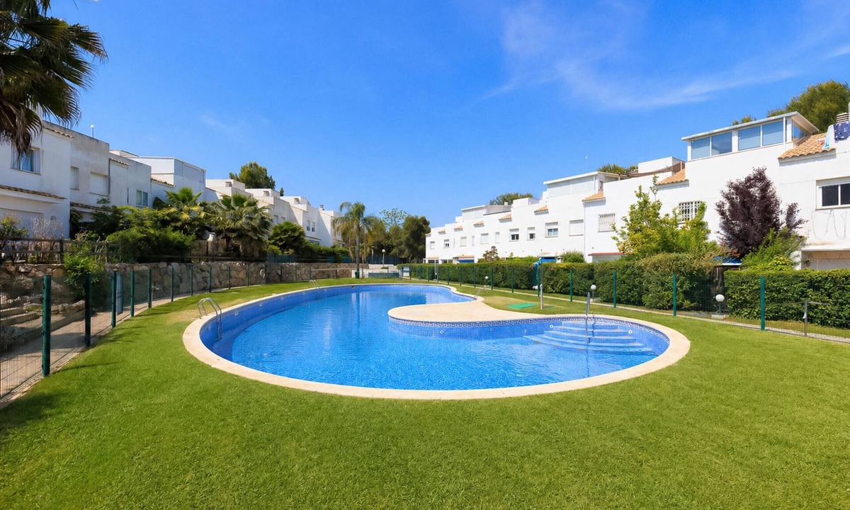 Cap de Salou Ski Chalet | NATURE PLUS - Barbecue - Jacuzzi - Pool