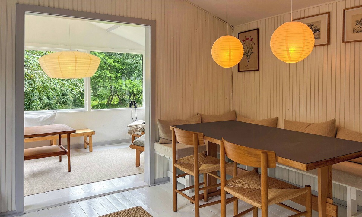 Kulhuse House | Nature-rich 60s holiday home by Isefjord