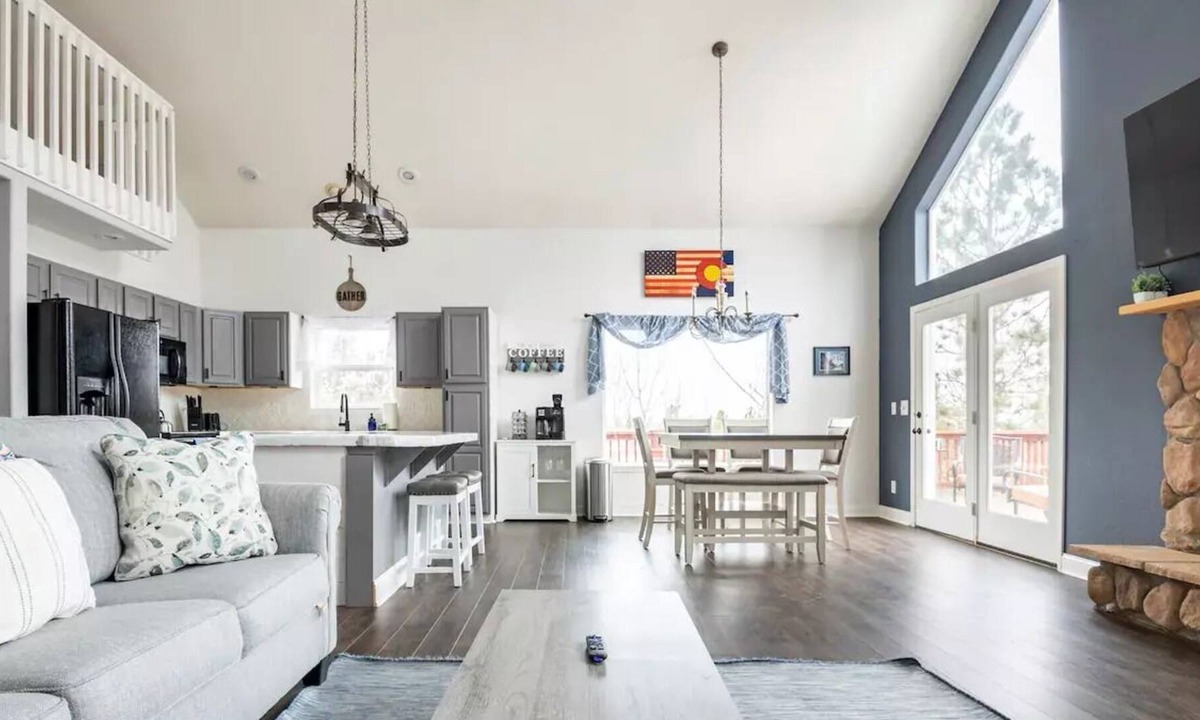 Woodland Park Ski Chalet | Nature's Calling Mountain Chalet