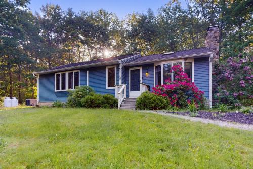 Damariscotta House | Nature's Nook