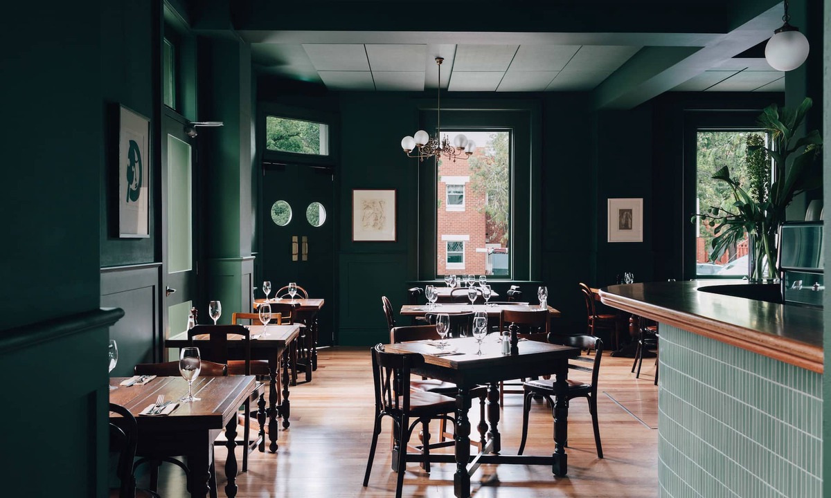 Parkville Hotel | Naughtons Hotel