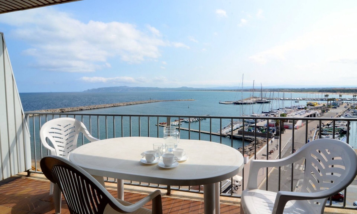 L'Estartit Apartment | NAUTIC 3D 1-2