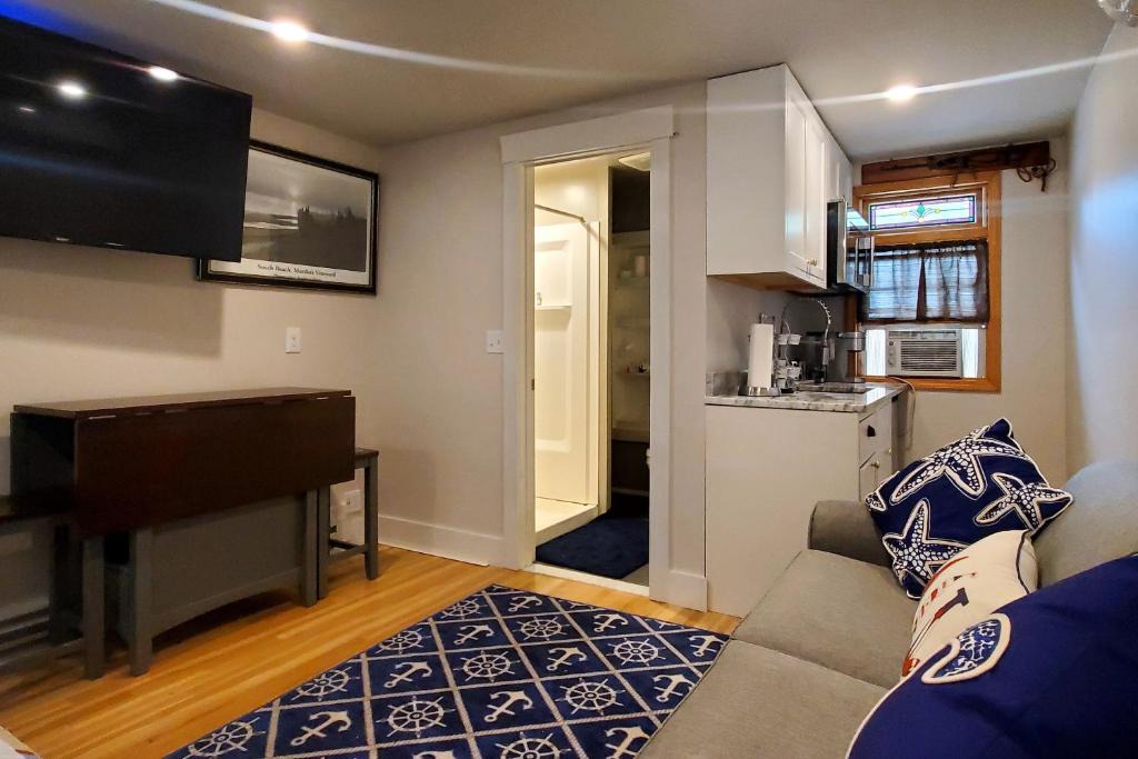 East Chop Hotel | Nautical Daze- Studio