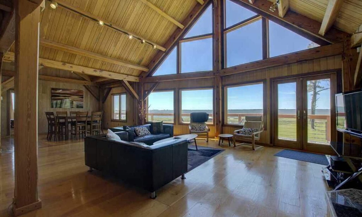 Morehead City House | Nautical Getaway-Sound Front Home in Beaufort