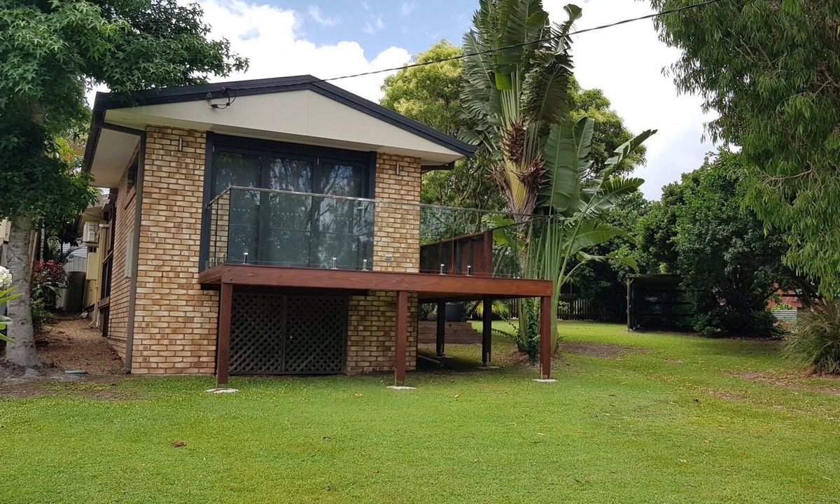 Tin Can Bay House | Nautilus Cottage Tin Can Bay