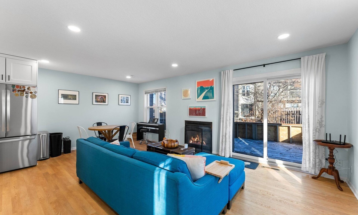 Marcy-Holmes House | NE Retreat, Minutes to Everything!