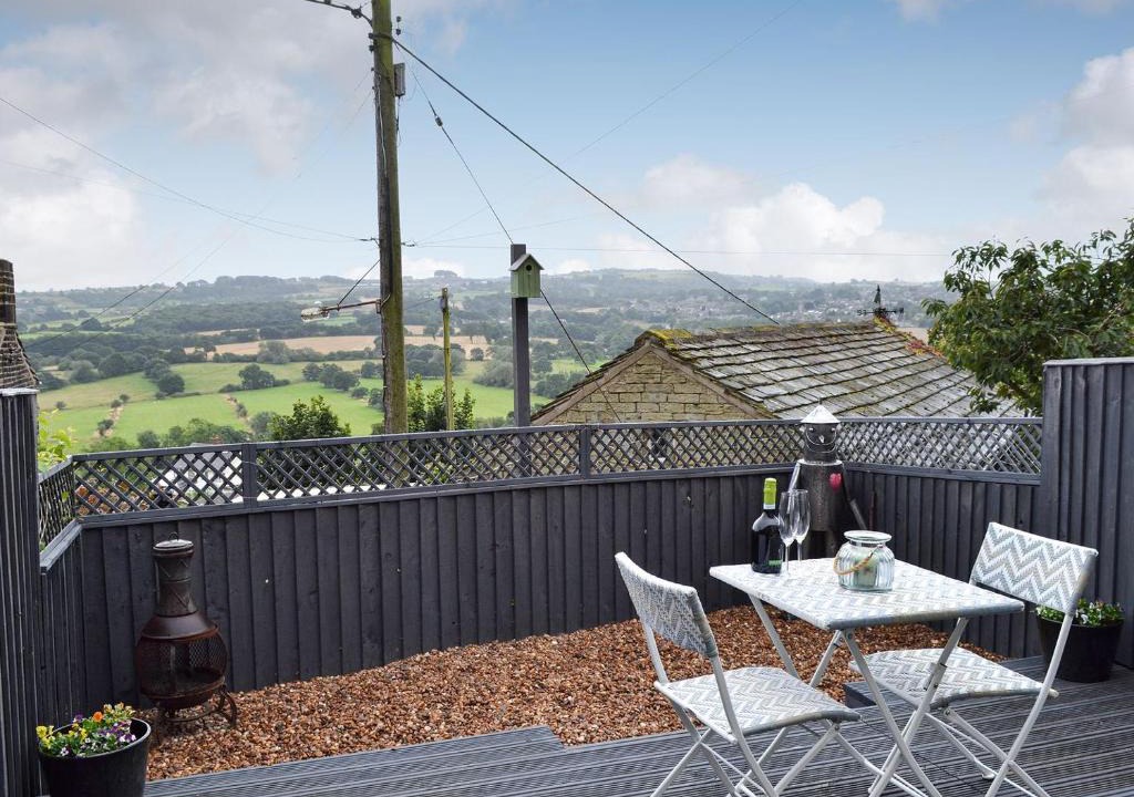 Grange Moor House | Near Bank View Cottage