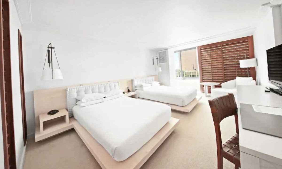 Waikiki Resort | Near Beach Destination! 4 Great Units, Pools