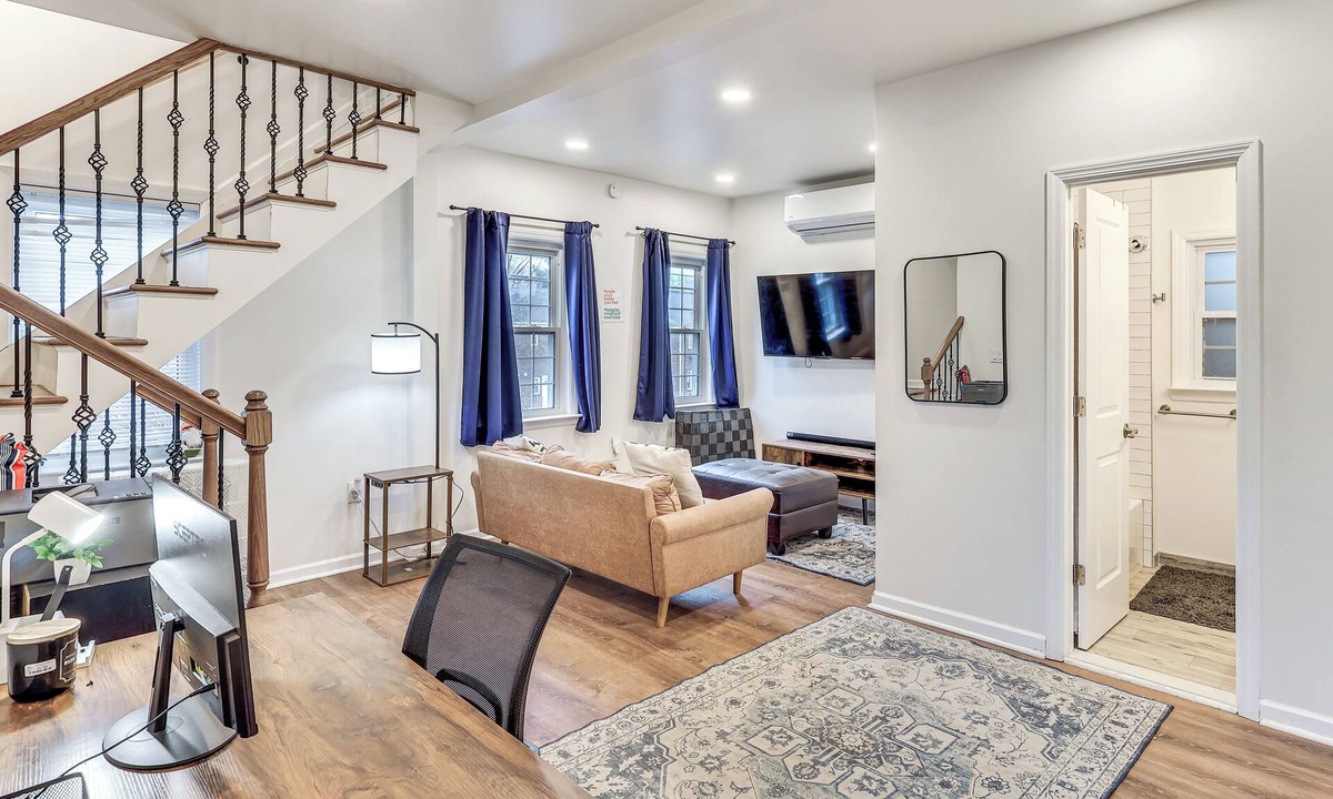 Belleville House | Near Belleville Park & MetLife: Pet-Friendly Stay!