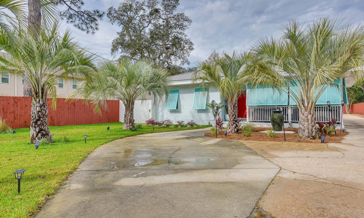 Ocean City House | Near Boardwalk + Breweries: Emerald Coast Getaway!