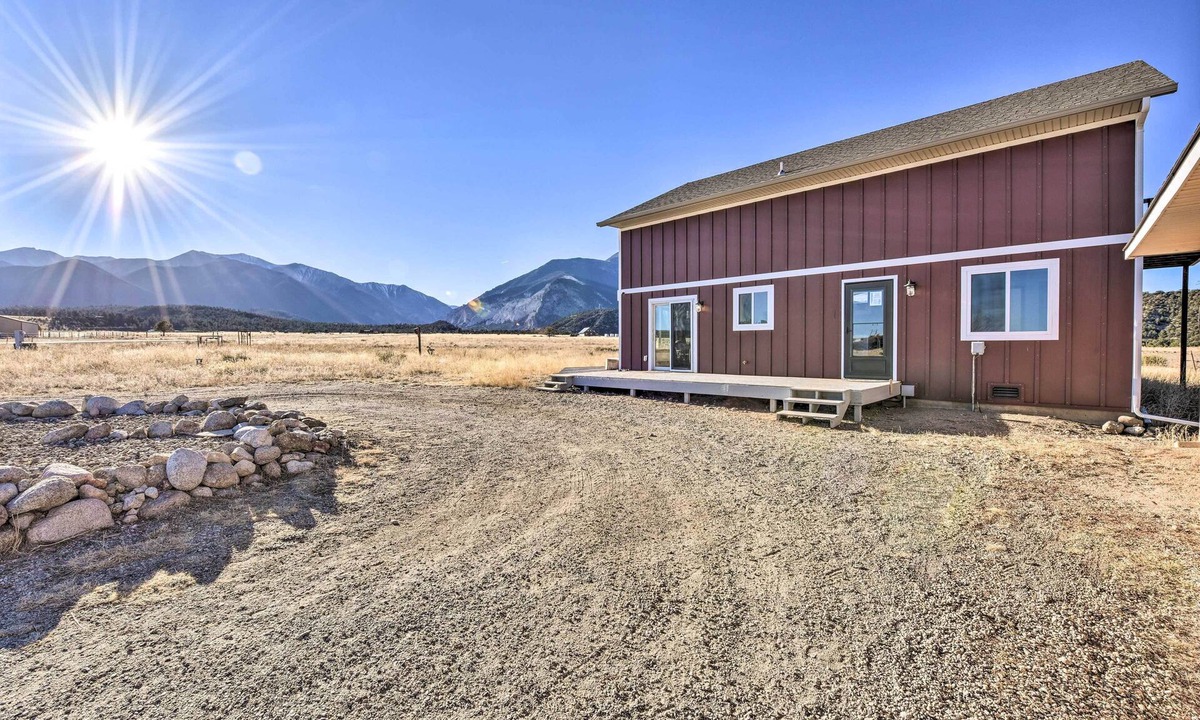 Nathrop Cabin | Near Hikes & Arkansas River: Mtn-View Getaway!
