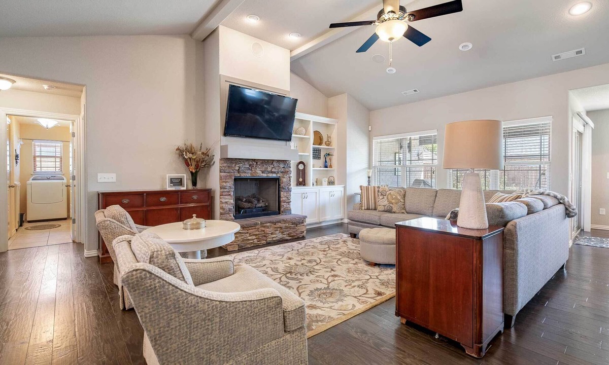 Rogers House | Near Hiking & Biking: Convenient Home in Rogers!