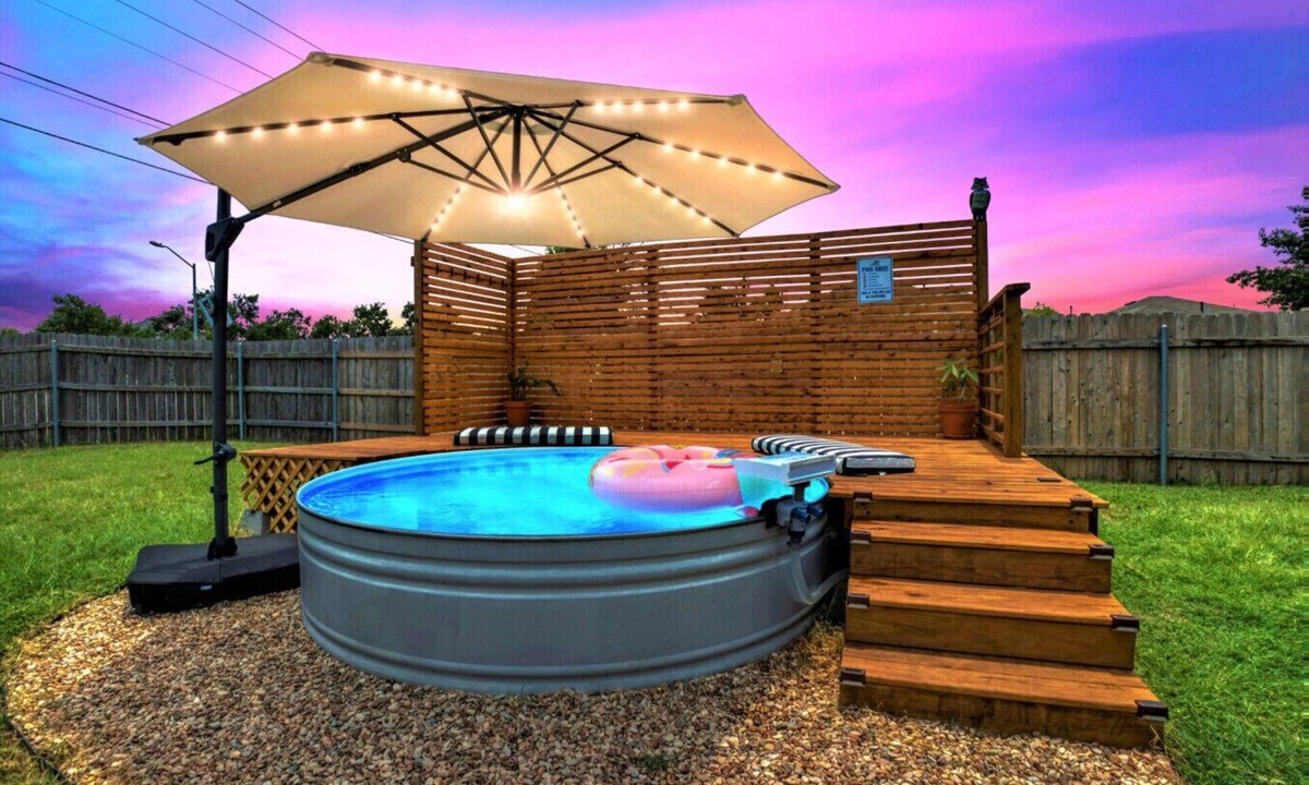 Round Rock House | Near Kalahari, Cowboy Pool, Arcade, King Beds, Grill , Large Patio, Firepit