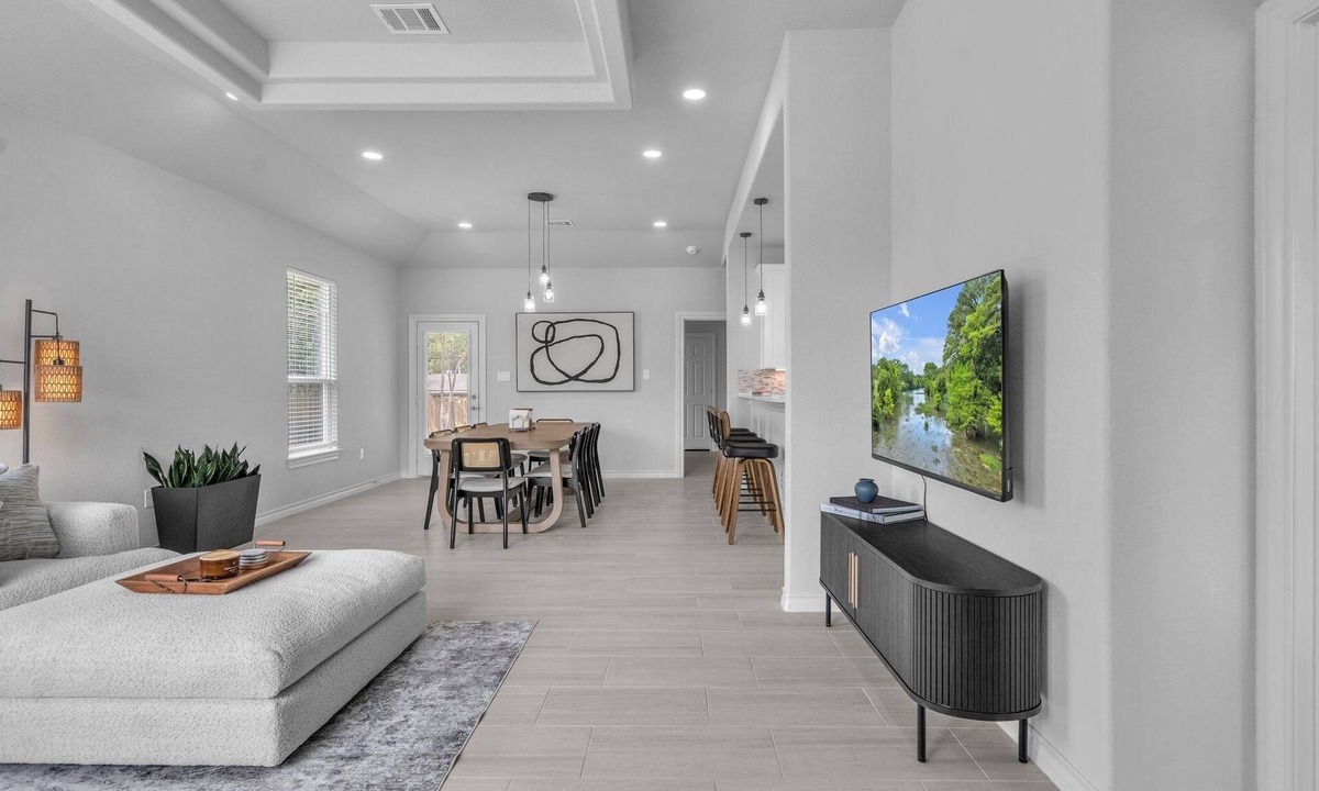 Lackland Terrace House | Near Lackland AFB - Arcade Games · Private Yard