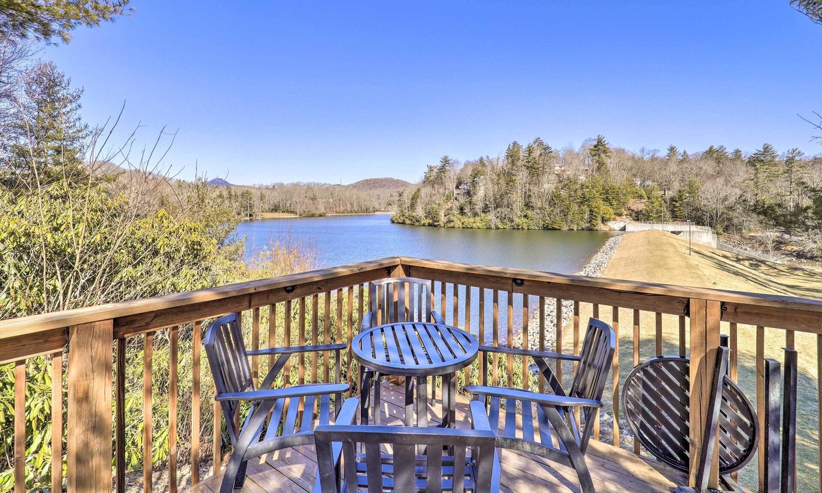 Newland Cottage | Near Lake + Trails: Rustic Newland Cabin w/Deck!