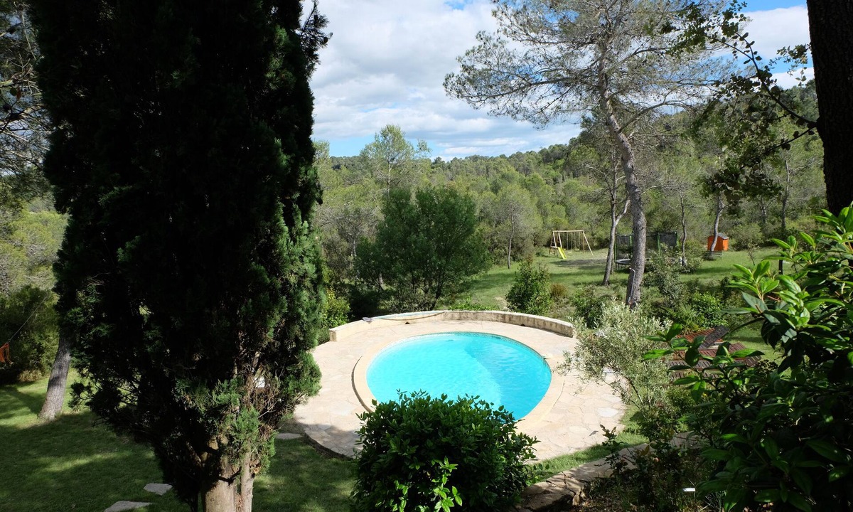 Assas Other | Near Montpellier Mas CLIMATISE 2 hectares (reduced group/price)