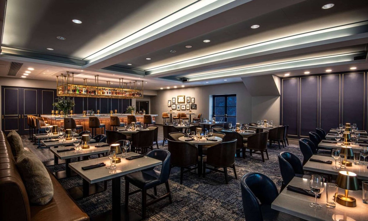 Groton Hotel | Near Mystic Seaport + On-site Dining, Pool & Spa