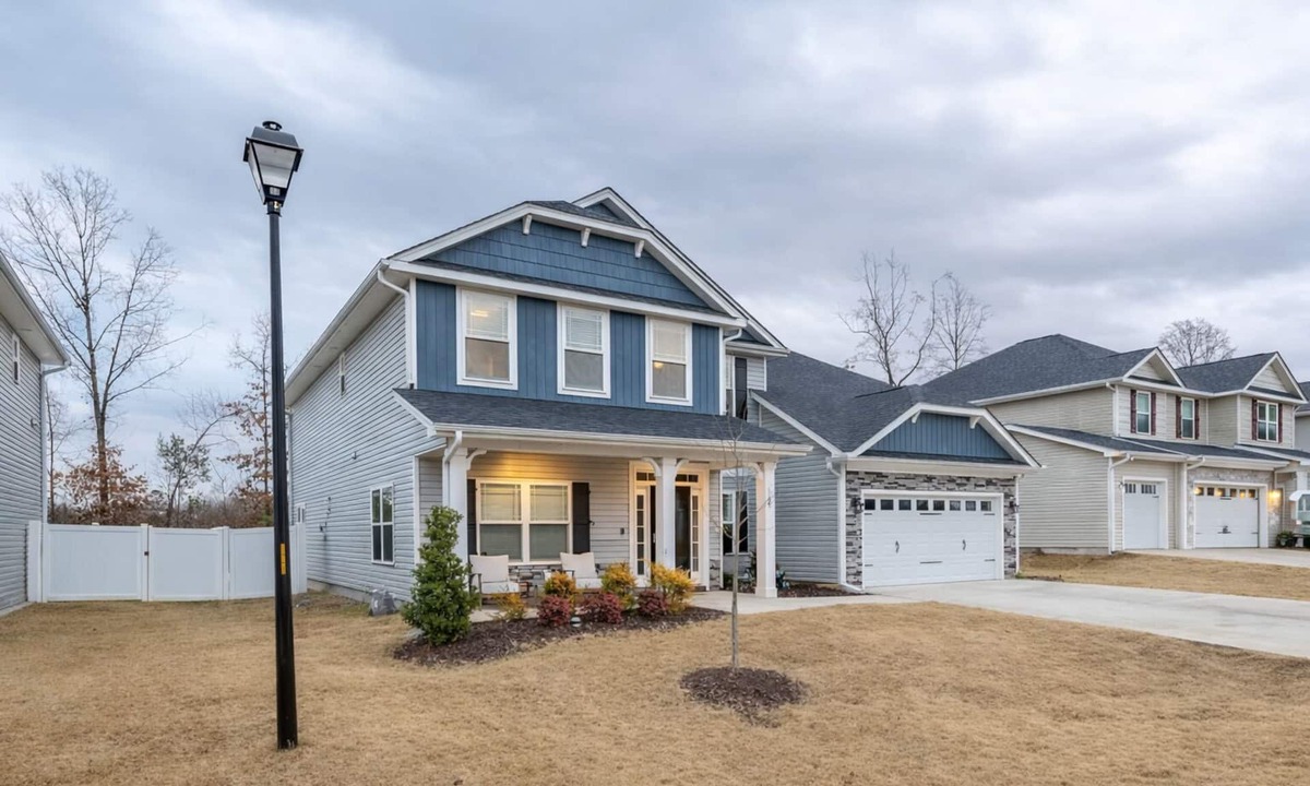 Garner House | Near Raleigh with 6-Beds huge Home Sleeps 12