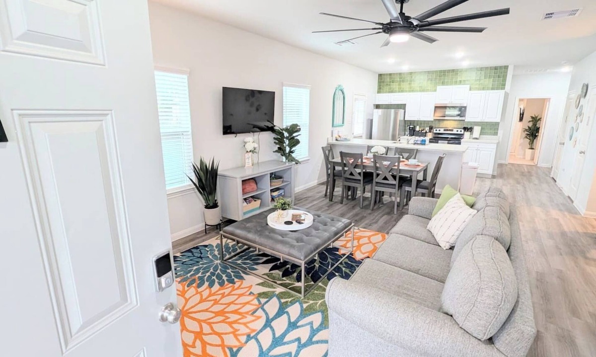 Kendleton House | Near Rosenberg & Needville Sleeps 8 Pets Welcome