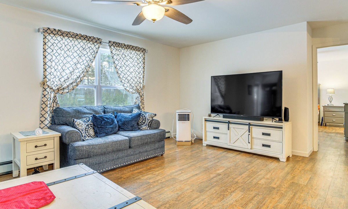 Harrison House | Near Skiing: Serene Harrison Retreat w/Fire Pit