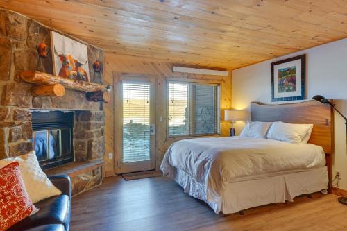 Granby Apartment | Near Skiing: Studio w/Pool Access in Granby!