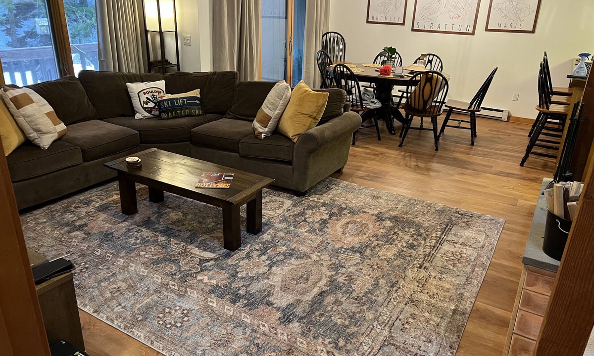 Rawsonville Condo | Near Stratton, Bromley & Magic!