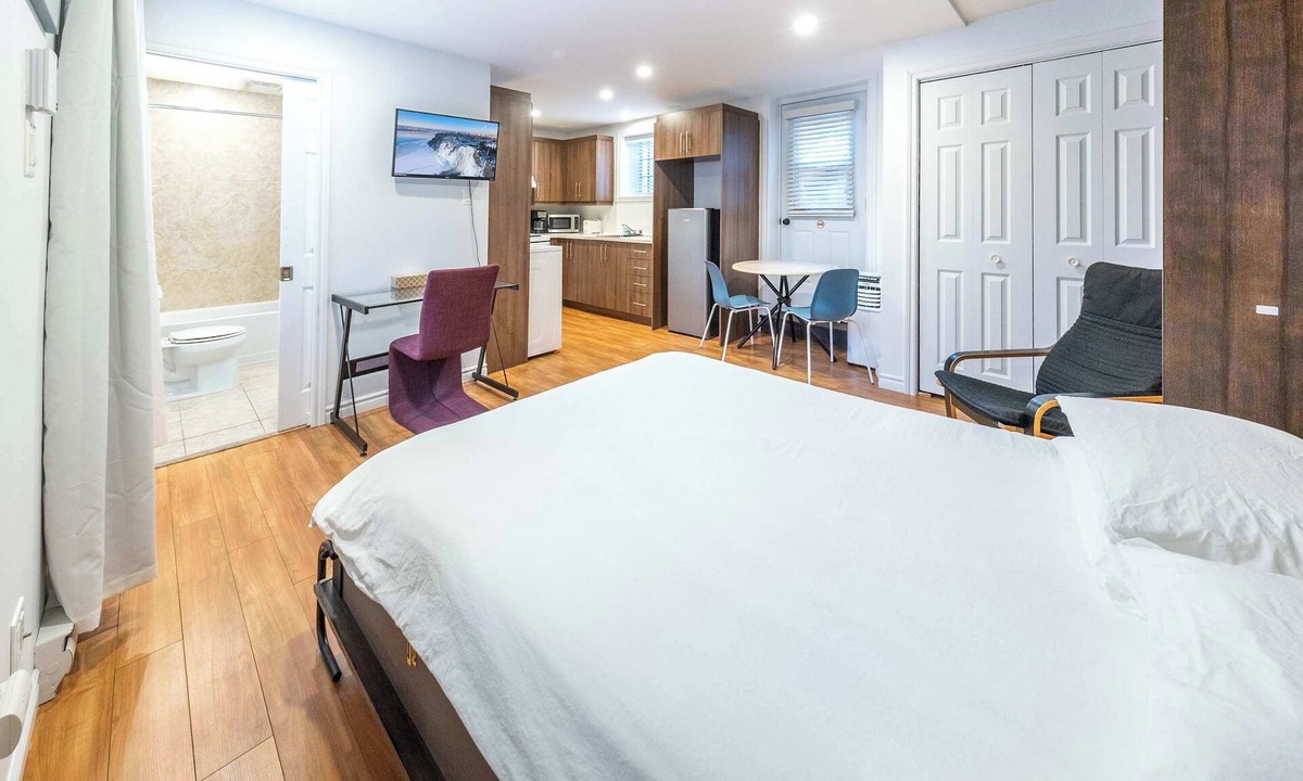 Desjardins Apartment | Near the Ferry | Studio de charme
