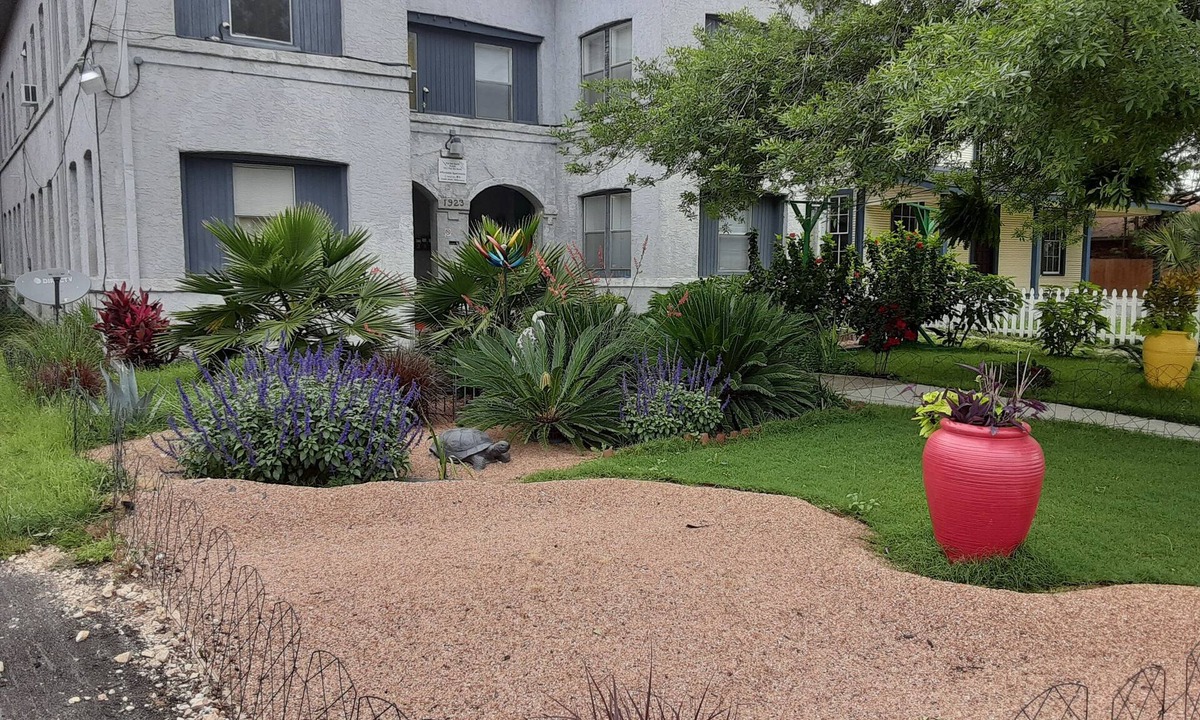 Government Hill Apartment | Near The Pearl - Quick Access to Riverwalk, Alamo, Ft Sam Houston, and Downtown
