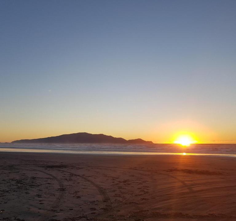 Peka Peka Bed & Breakfast | Near the shore