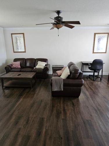 Fairview Shores House | Necessary Retreat